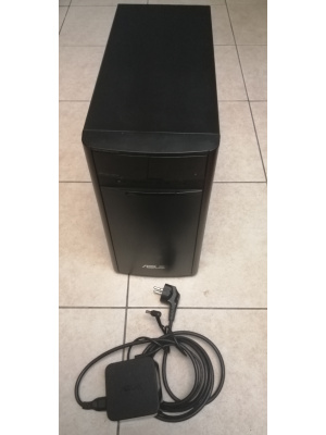 ASUS K31AN. SSD 120 GB, 4 GB RAM, gravador de DVD.
